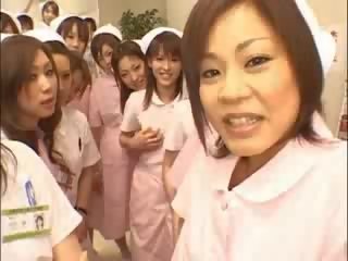 Asiatique infirmières appréciez sexe sur haut