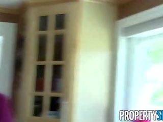 Propertysex - сексуальна матуся realtor марки брудна домашнє секс відео з клієнт